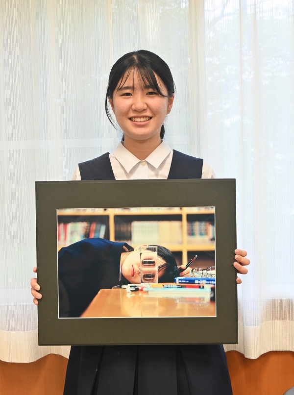 高校生活の一コマを表現した写真で最高賞受賞