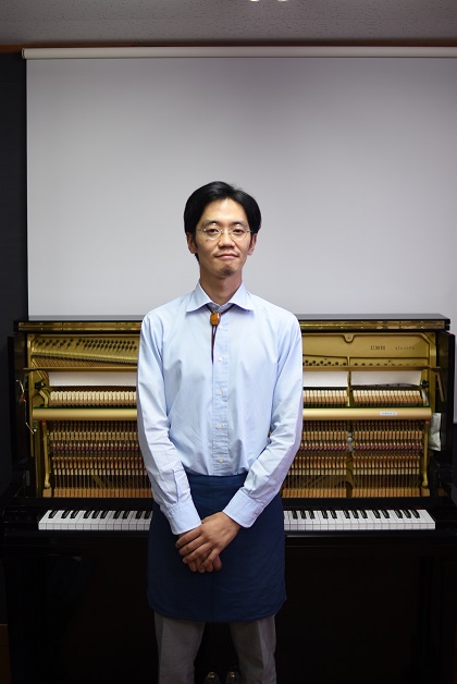 持ち主の思いをつなぐピアノ調律師